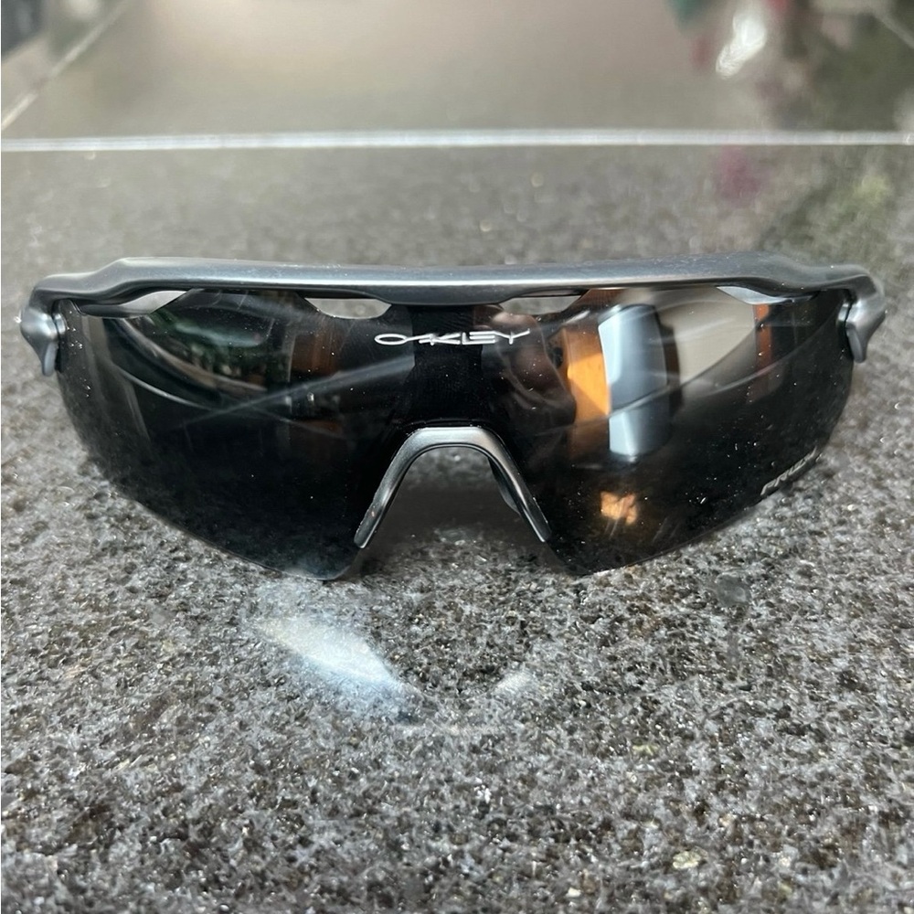 Oakley Radar ev path